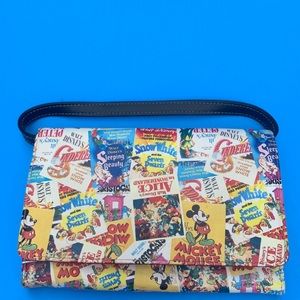 Vintage/Retro style Disney wristlet/clutch